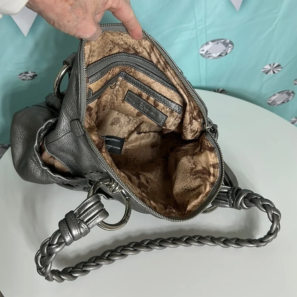 B. MAKOWSKI Pebbled Leather Hobo Bag A211928 Grey Pockets Braided Straps Classic